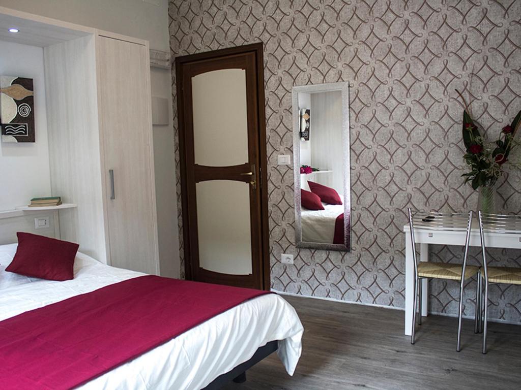 B&B Villa Montreux 里米尼 外观 照片