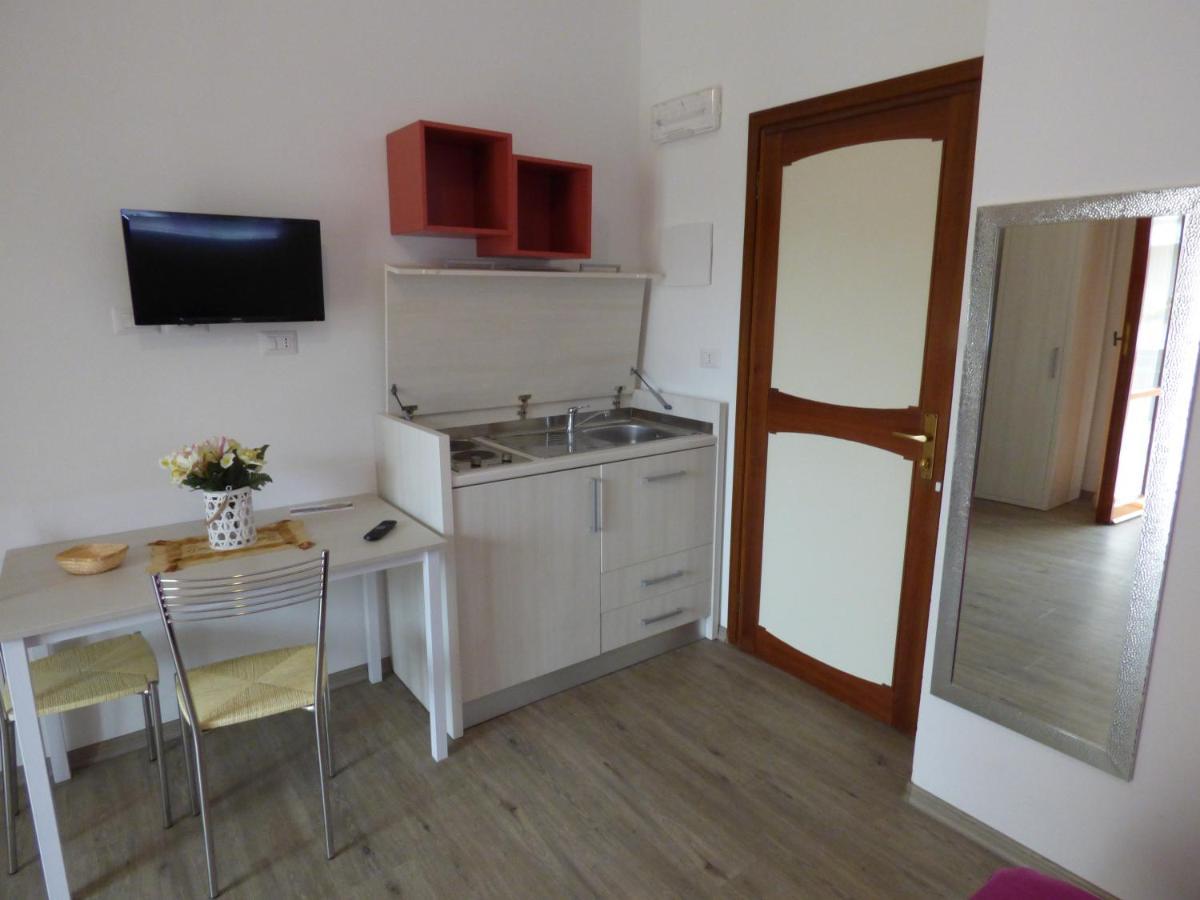 B&B Villa Montreux 里米尼 外观 照片