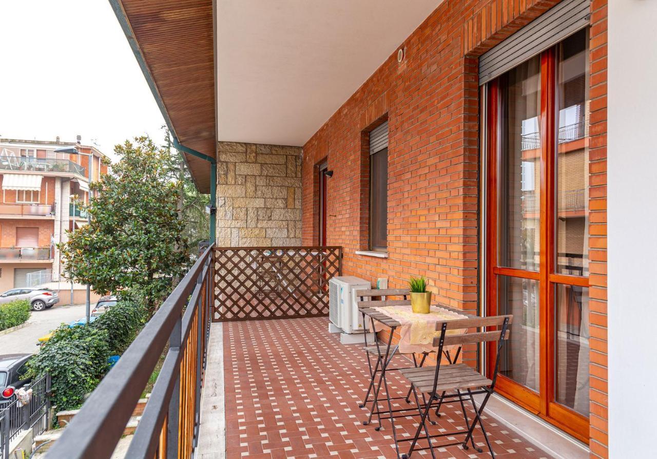 B&B Villa Montreux 里米尼 外观 照片